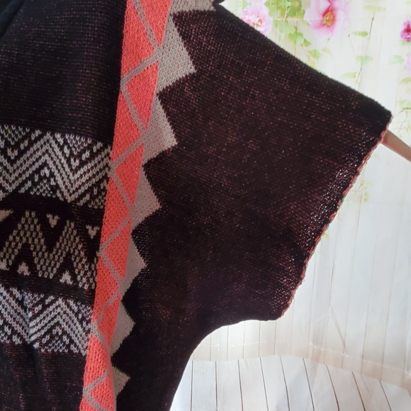 Perch tribal printed fringe kimonos wrap - Picture 6 of 8